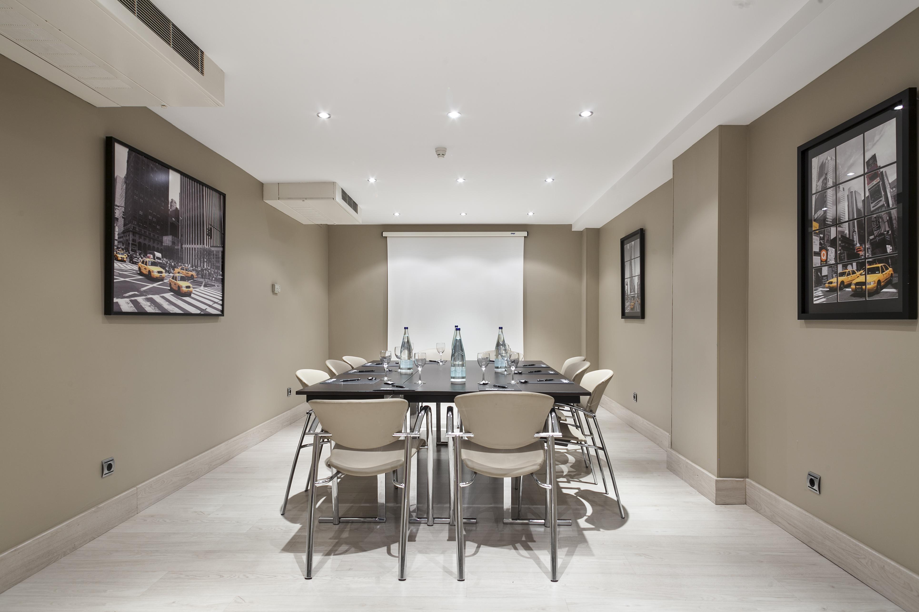 Acta City47 Hotel 4*